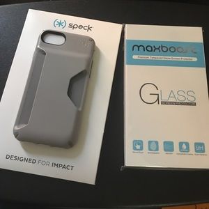 Speck Wallet Phone Case and 2 Screen Protectors